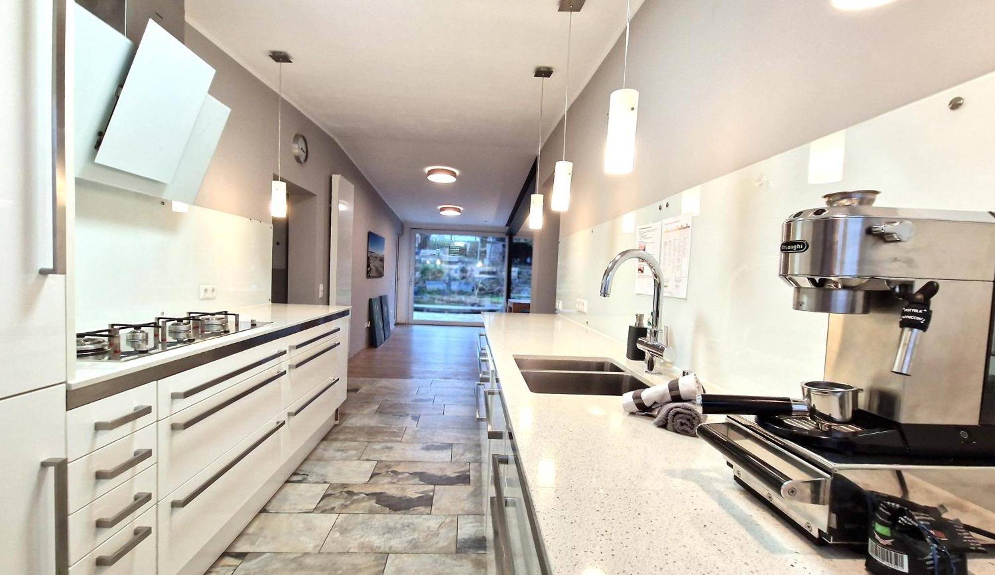 Wohnung Mit Sauna, Garten & Schwimmteich บีทิกไฮม์-บิสซิงเงน ภายนอก รูปภาพ