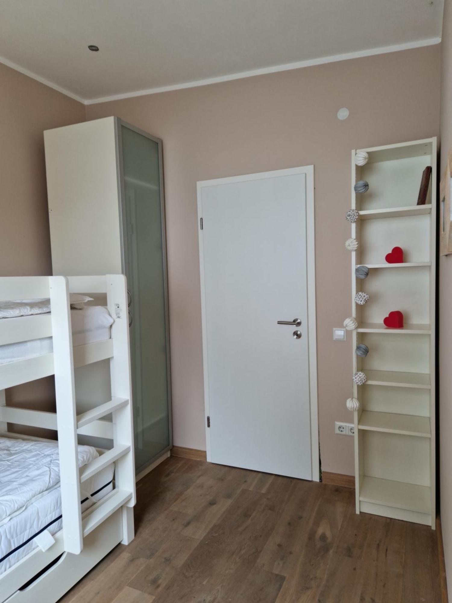 Wohnung Mit Sauna, Garten & Schwimmteich บีทิกไฮม์-บิสซิงเงน ภายนอก รูปภาพ